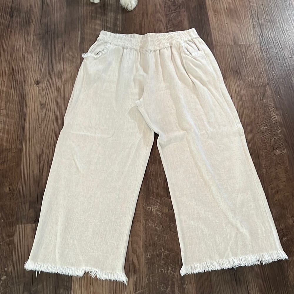 Linen gaucho style pants. Size XL